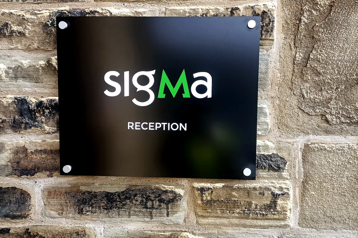 3D & Built-Up Letters by New Smart Signs