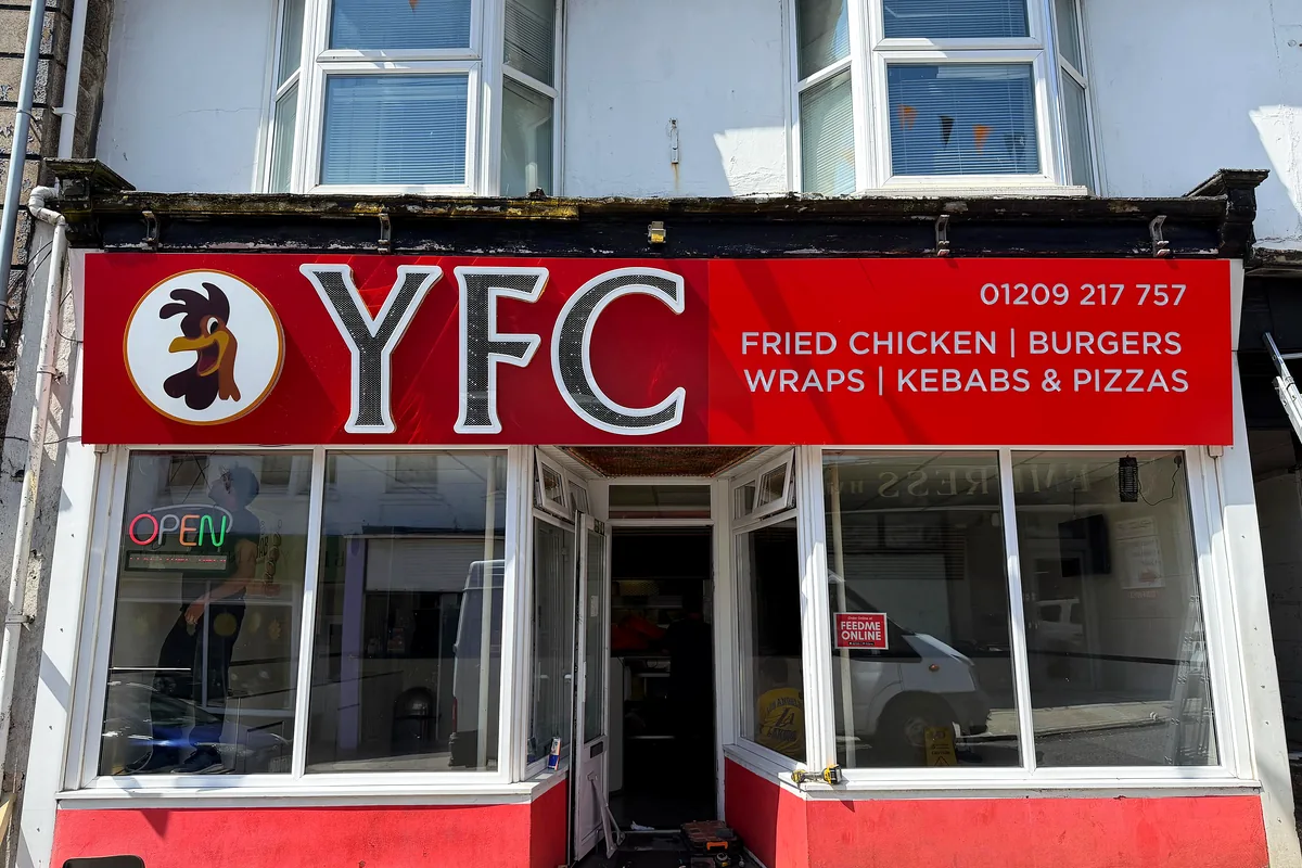 Shop & Fascia Signs by New Smart Signs